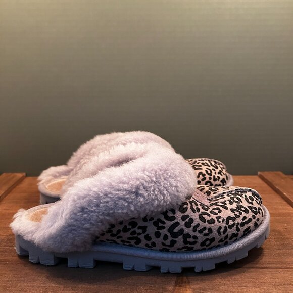 UGG Fluffy Purple Leopard Slip On Shearling Slippers Size 6 - Picture 5 of 7